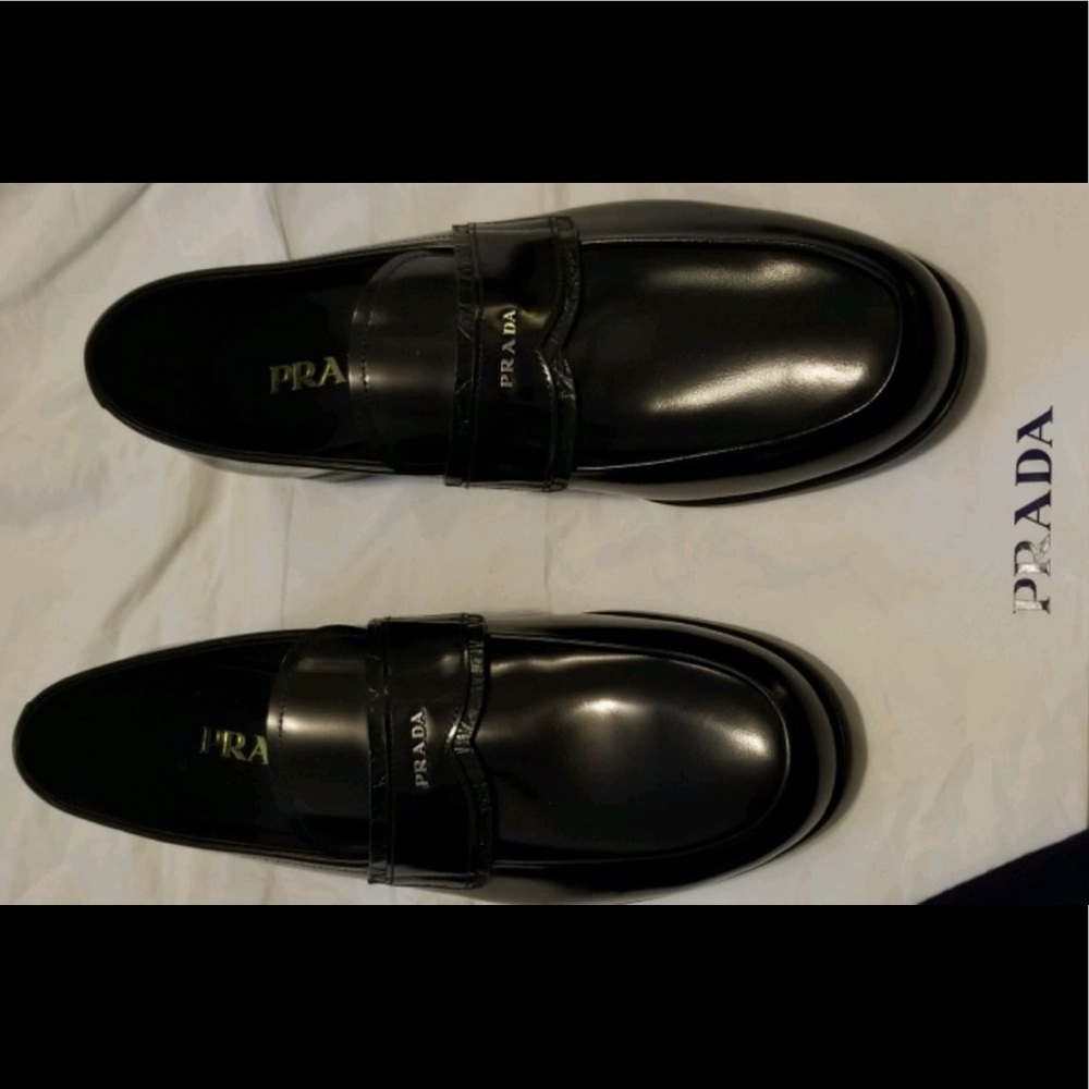 Men’s Prada Shoes 9.5